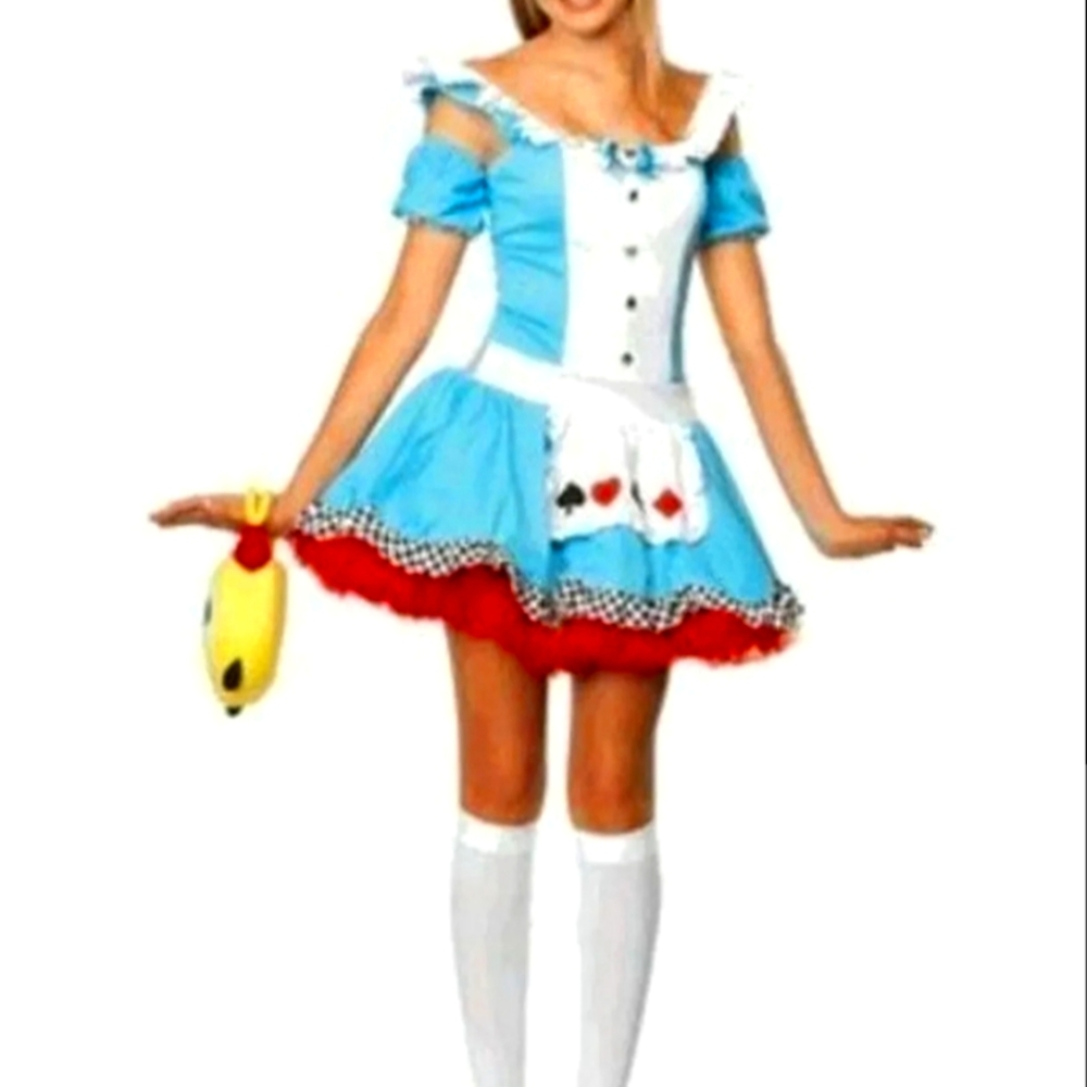 Alice in Wonderland Halloween costume